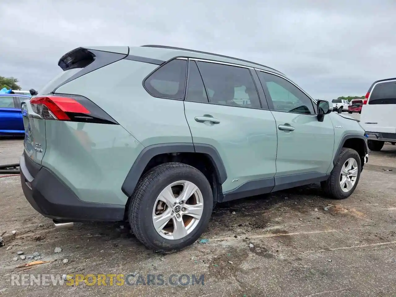 3 Photograph of a damaged car 4T3RWRFV7MU046746 TOYOTA RAV4 2021