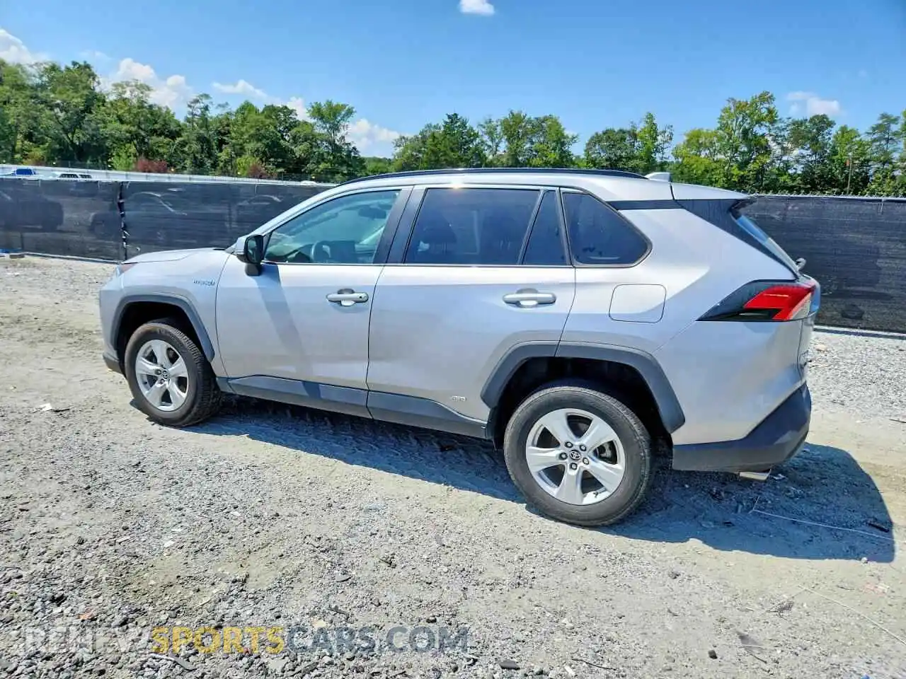 2 fotografías del automóvil dañado 4T3RWRFV8MU019815 TOYOTA RAV4 2021