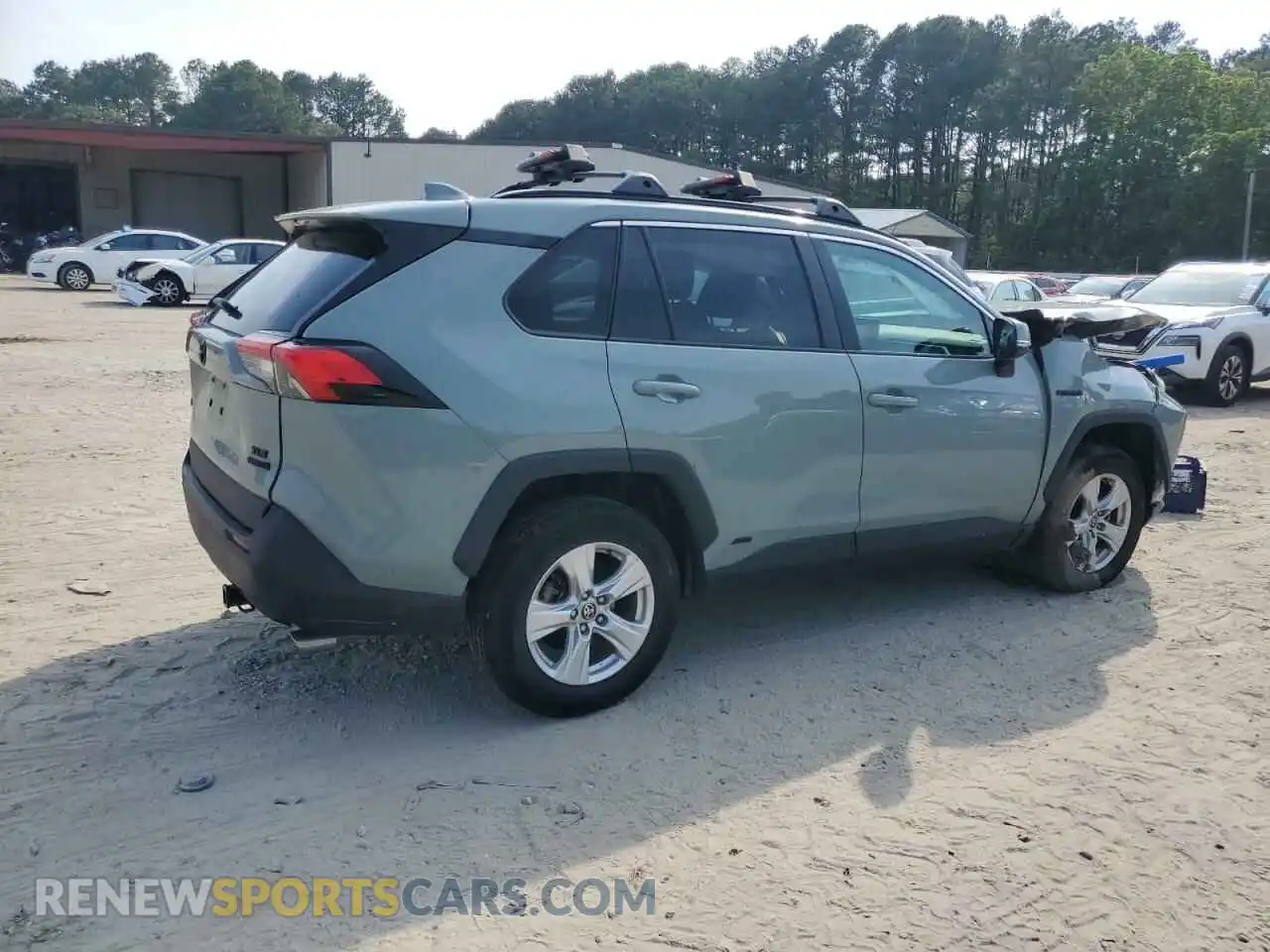 3 Photograph of a damaged car 4T3RWRFV8MU020754 TOYOTA RAV4 2021