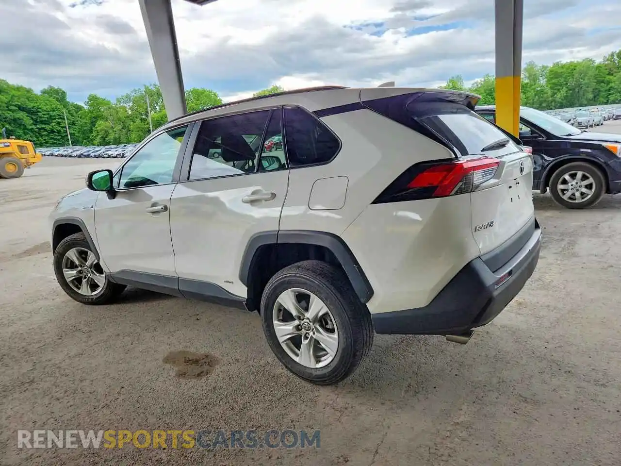 2 Photograph of a damaged car 4T3RWRFV8MU046139 TOYOTA RAV4 2021