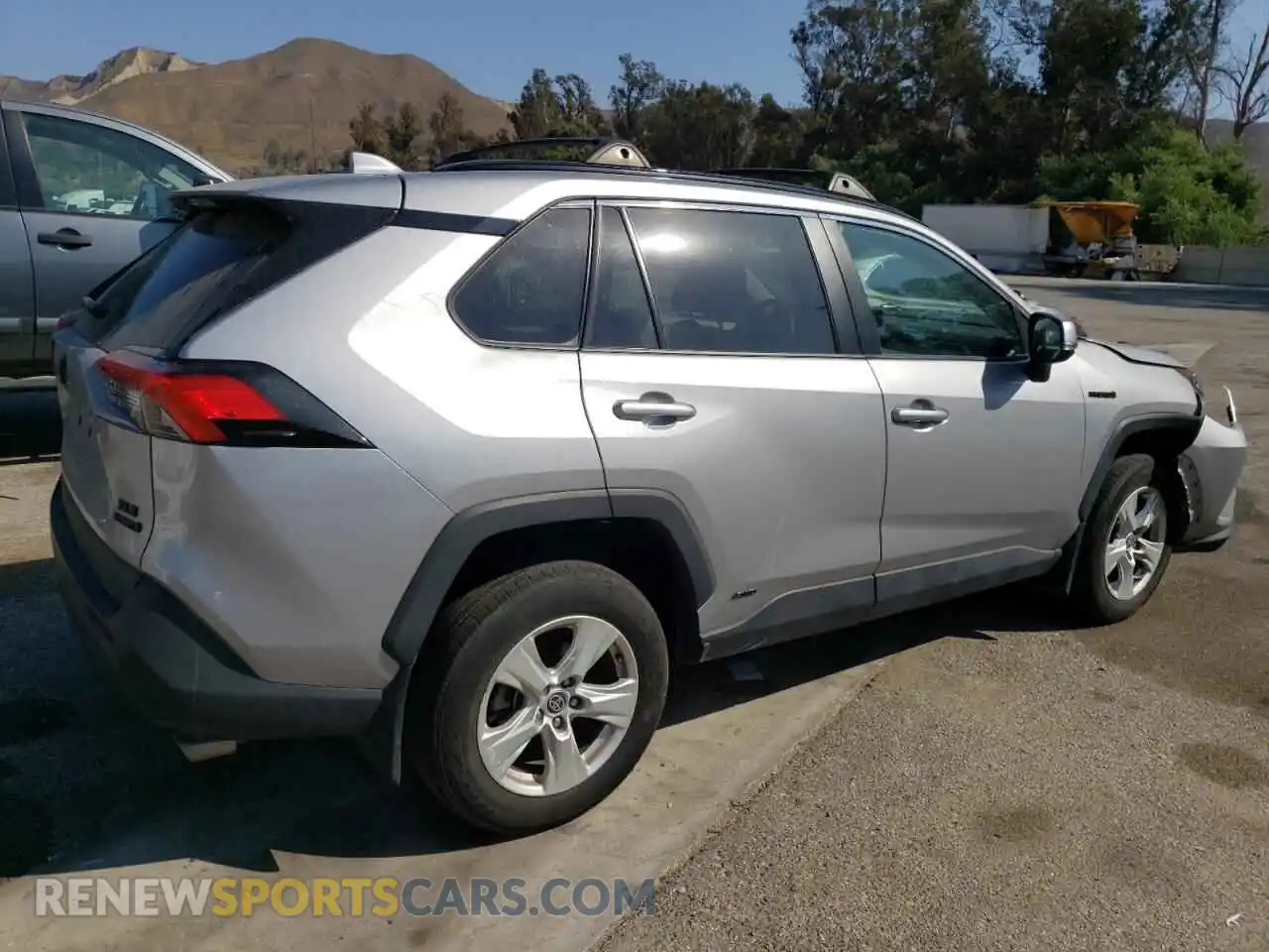 3 Photograph of a damaged car 4T3RWRFV9MU016583 TOYOTA RAV4 2021