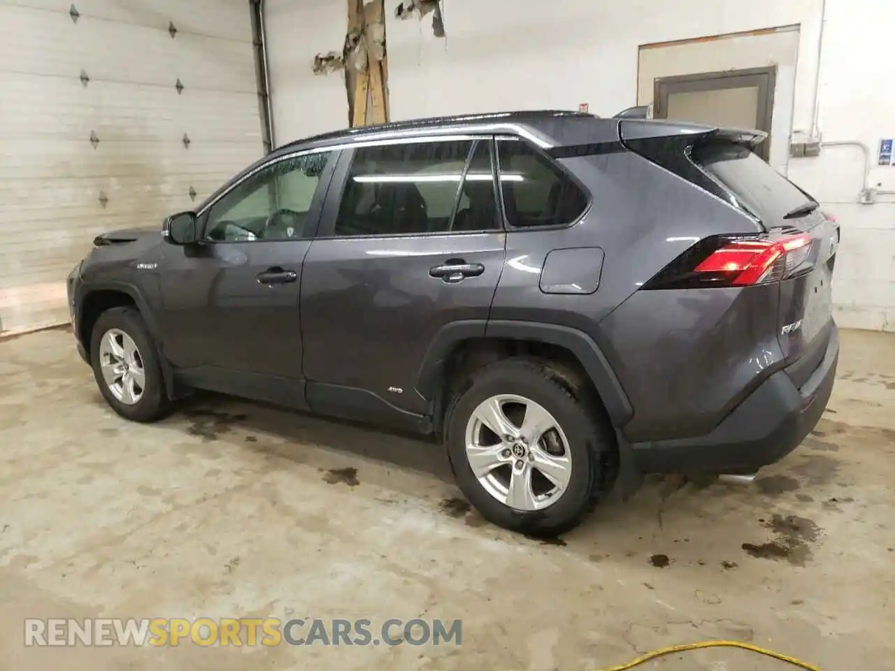 2 Photograph of a damaged car 4T3RWRFV9MU038020 TOYOTA RAV4 2021