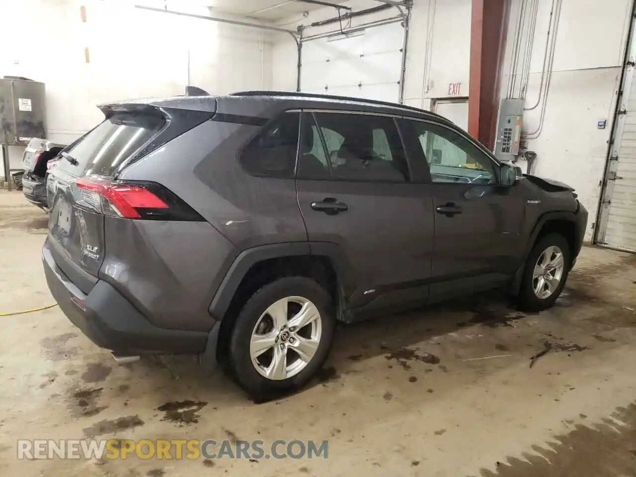 3 Photograph of a damaged car 4T3RWRFV9MU038020 TOYOTA RAV4 2021