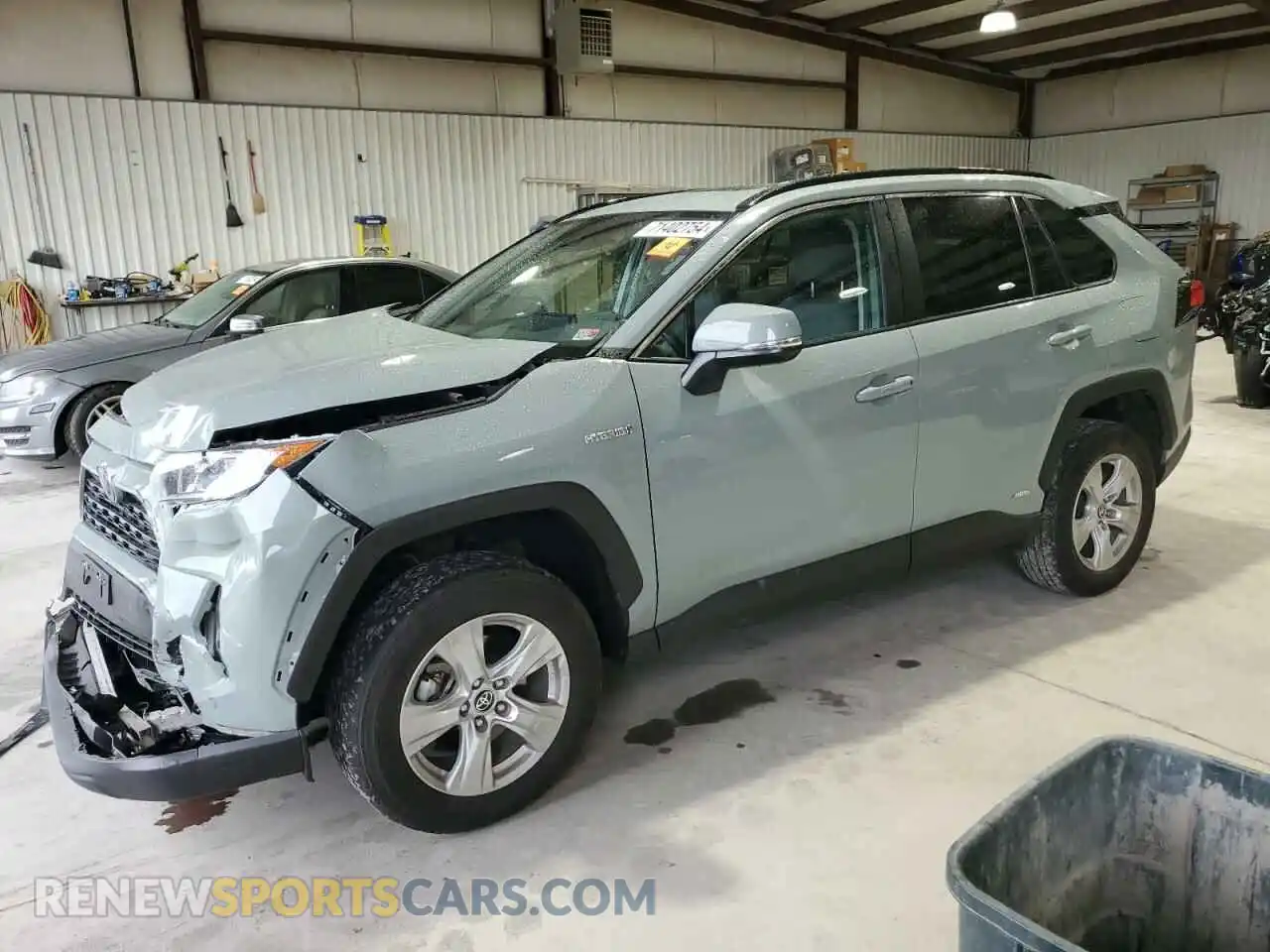 1 Photograph of a damaged car 4T3RWRFVXMU033750 TOYOTA RAV4 2021