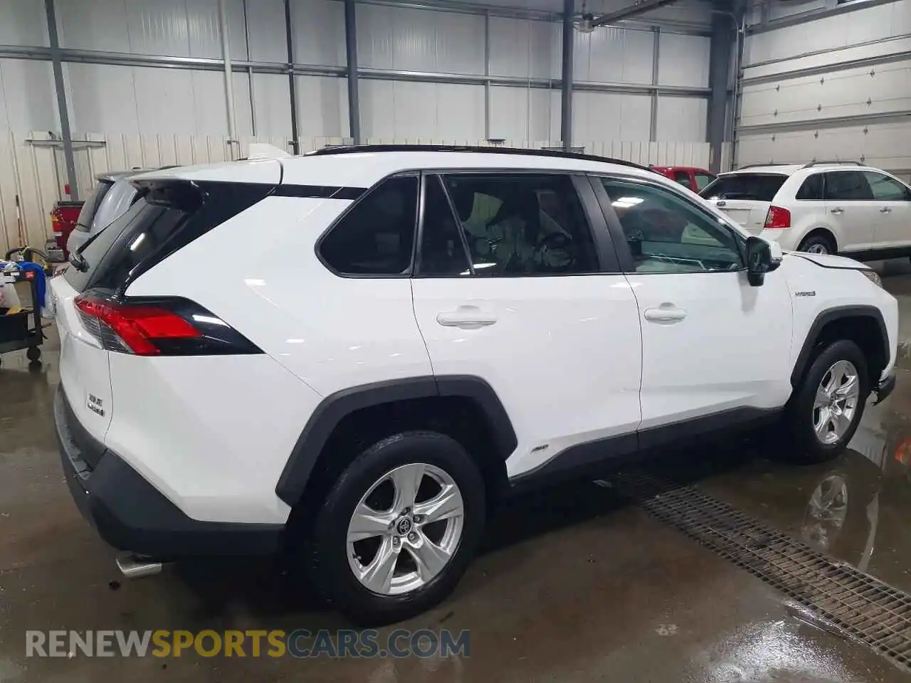 3 Photograph of a damaged car 4T3RWRFVXMU042383 TOYOTA RAV4 2021