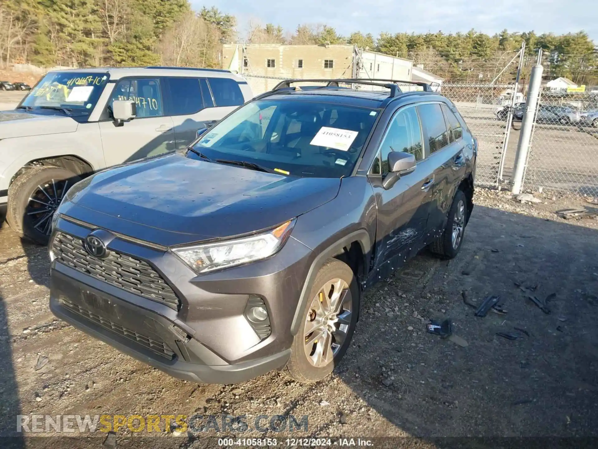 2 Photograph of a damaged car JTMA1RFV5MJ040034 TOYOTA RAV4 2021