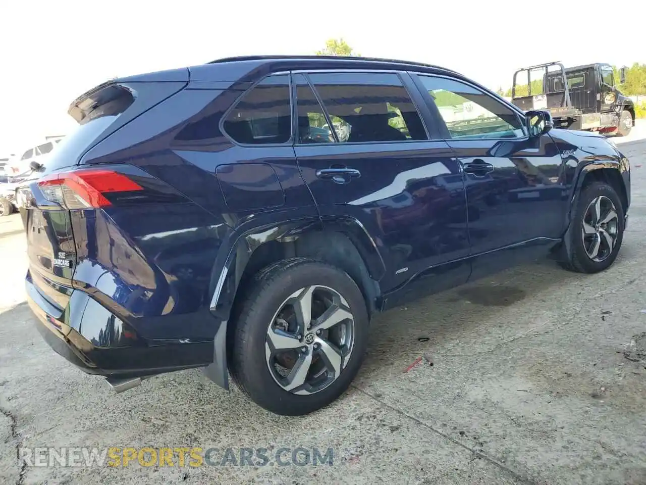 3 Photograph of a damaged car JTMAB3FV0MD039852 TOYOTA RAV4 2021