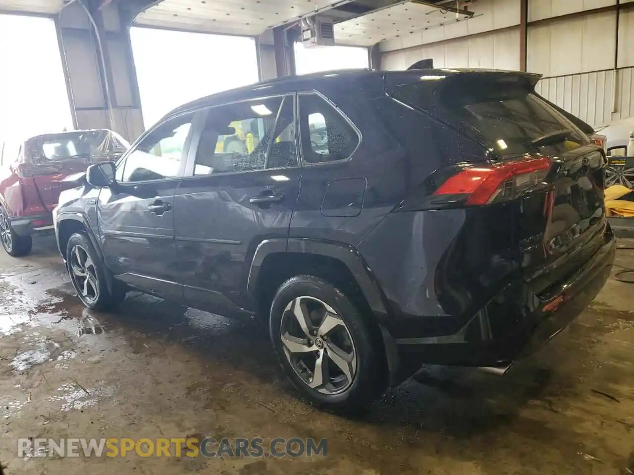 2 Photograph of a damaged car JTMAB3FV4MD050417 TOYOTA RAV4 2021