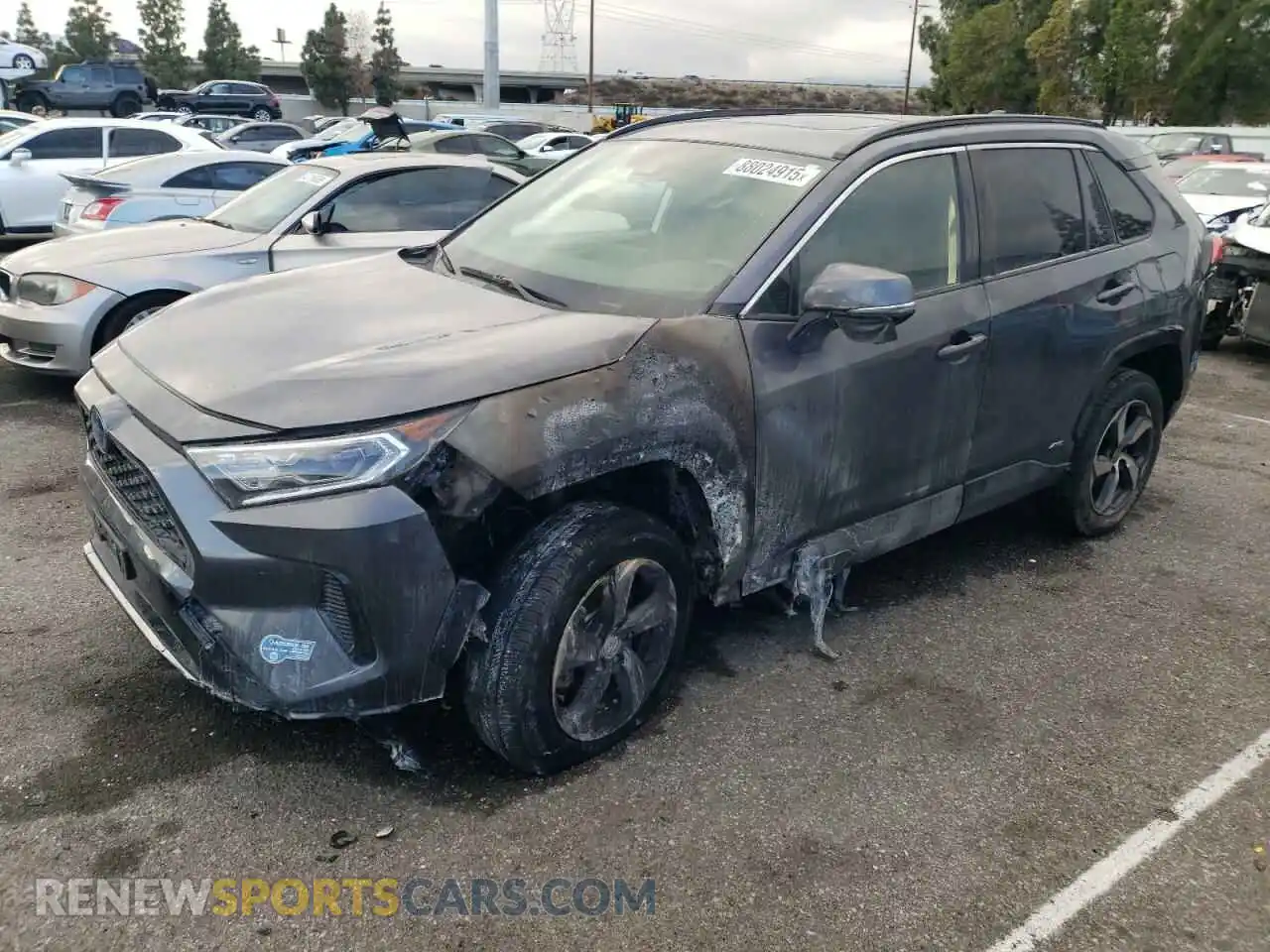 1 Photograph of a damaged car JTMAB3FV7MD016763 TOYOTA RAV4 2021