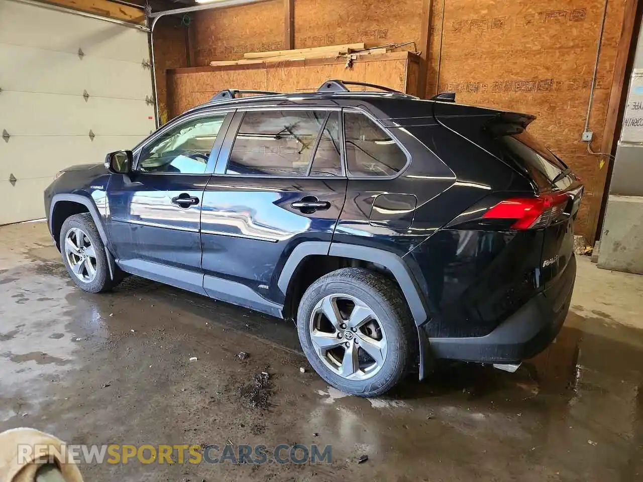 2 Photograph of a damaged car JTMB6RFV0MD009505 TOYOTA RAV4 2021