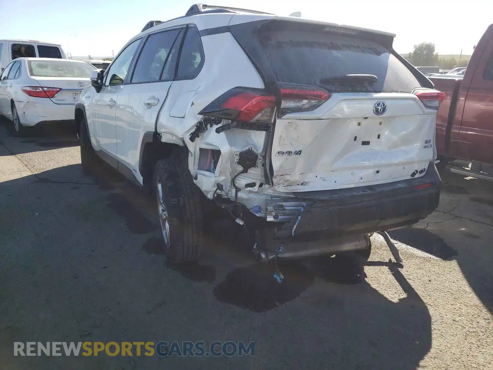 3 Photograph of a damaged car JTMB6RFV6MD007760 TOYOTA RAV4 2021