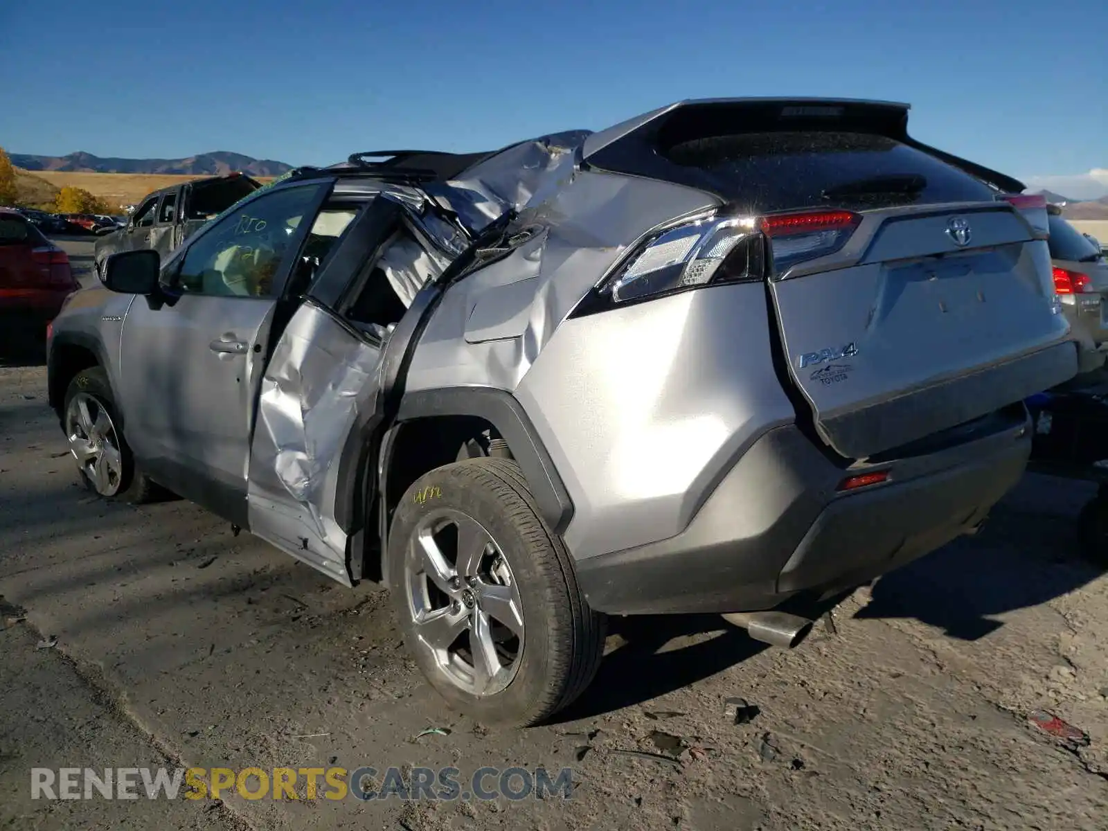 3 Photograph of a damaged car JTMB6RFV6MD010531 TOYOTA RAV4 2021