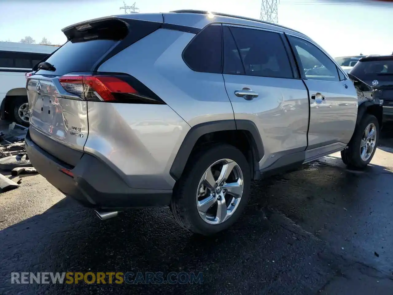 3 Photograph of a damaged car JTMB6RFVXMD013318 TOYOTA RAV4 2021