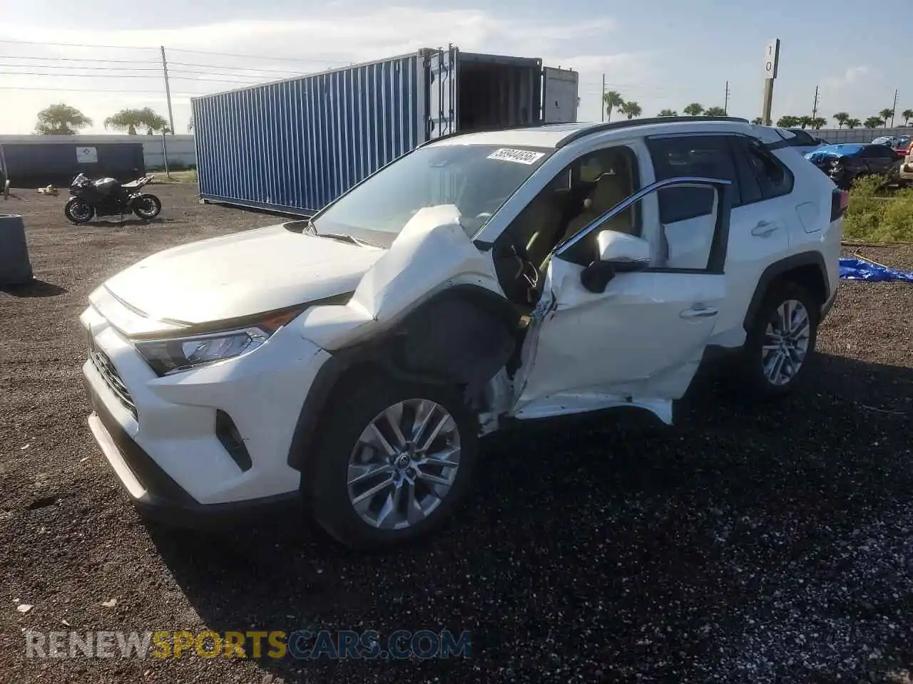 1 Photograph of a damaged car JTMC1RFV3MD074013 TOYOTA RAV4 2021
