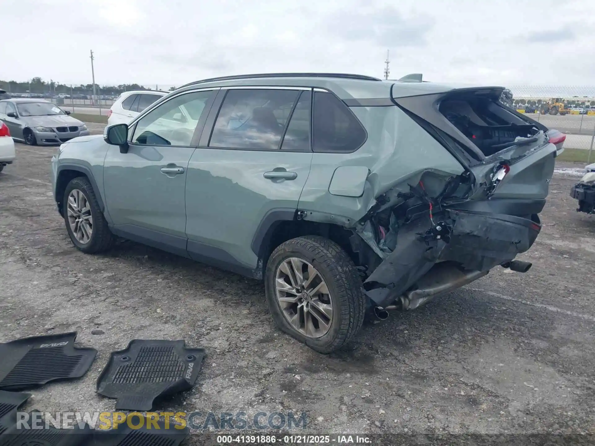 3 Photograph of a damaged car JTMC1RFV5MD072831 TOYOTA RAV4 2021