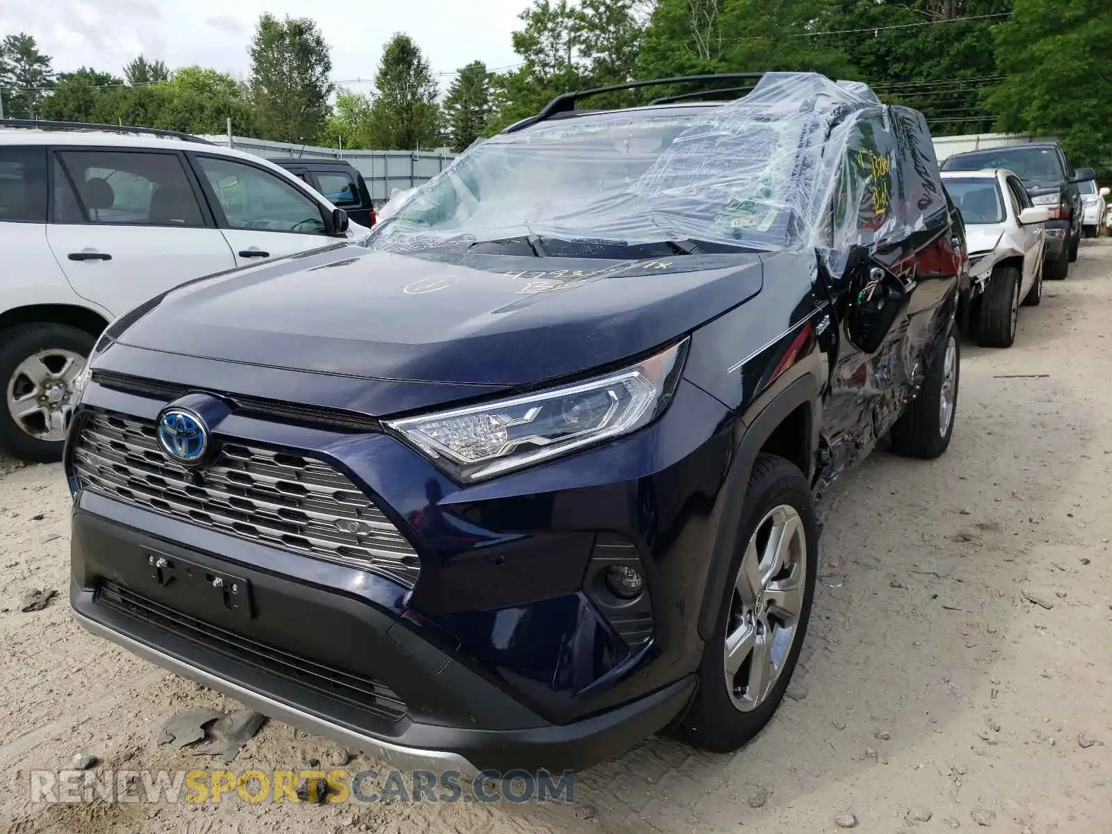2 Photograph of a damaged car JTMD6RFV5MD009914 TOYOTA RAV4 2021