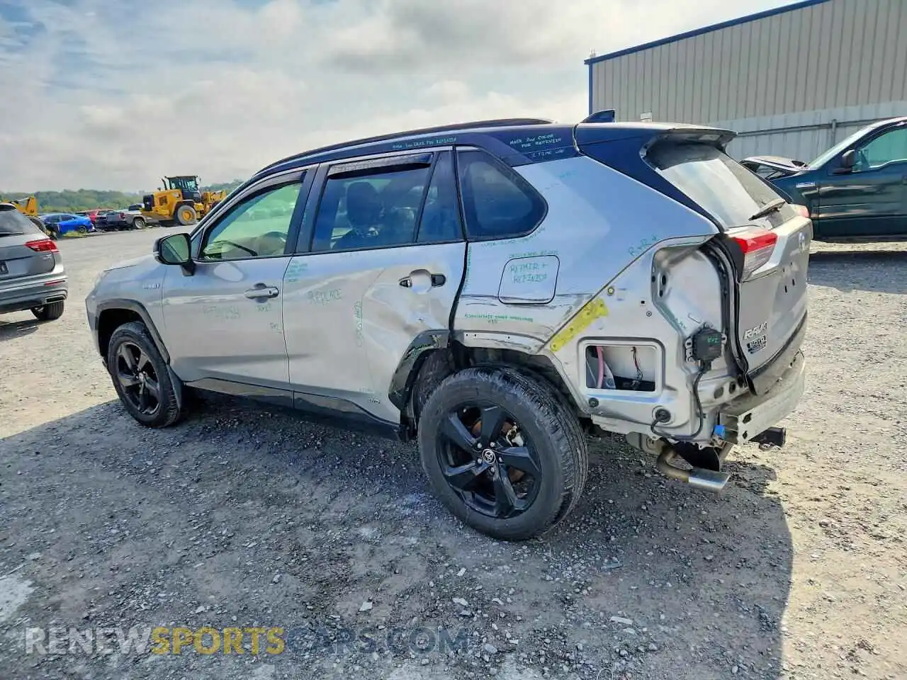 2 Photograph of a damaged car JTME6RFV4MD516727 TOYOTA RAV4 2021