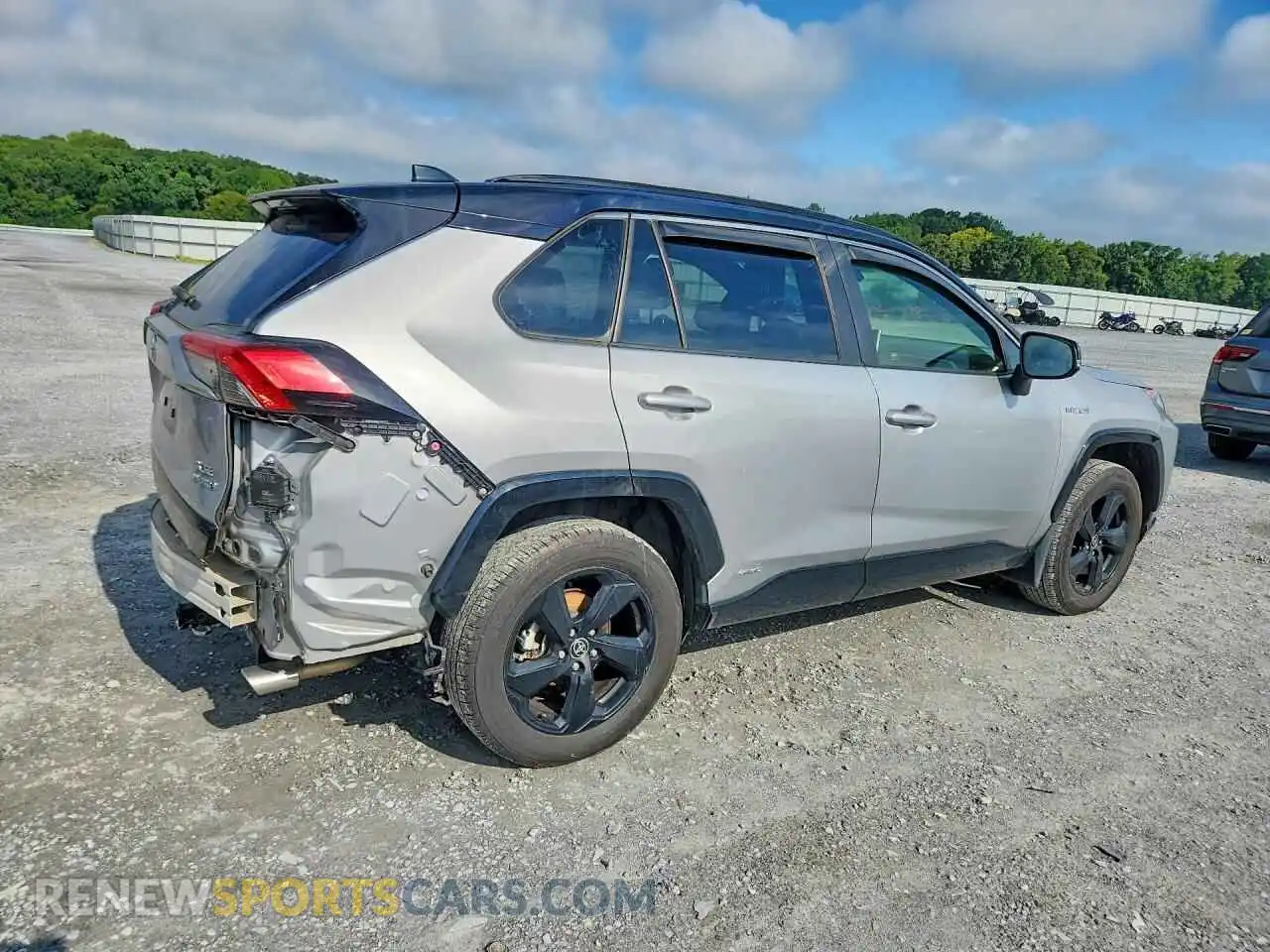 3 Photograph of a damaged car JTME6RFV4MD516727 TOYOTA RAV4 2021