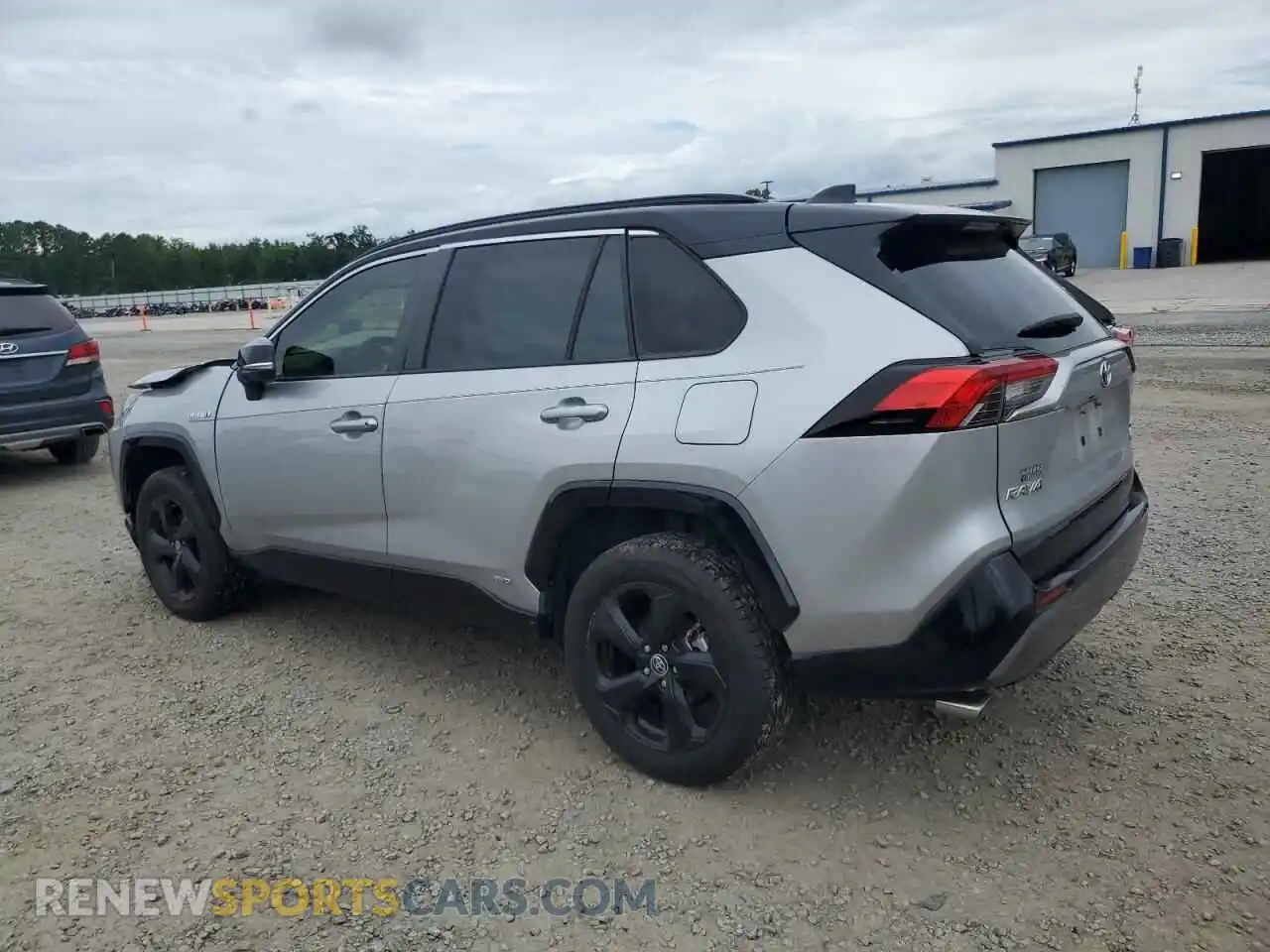 2 Photograph of a damaged car JTME6RFV4MJ009733 TOYOTA RAV4 2021