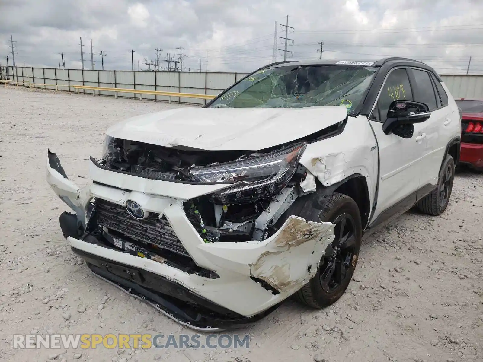 2 Photograph of a damaged car JTME6RFV6MD508208 TOYOTA RAV4 2021