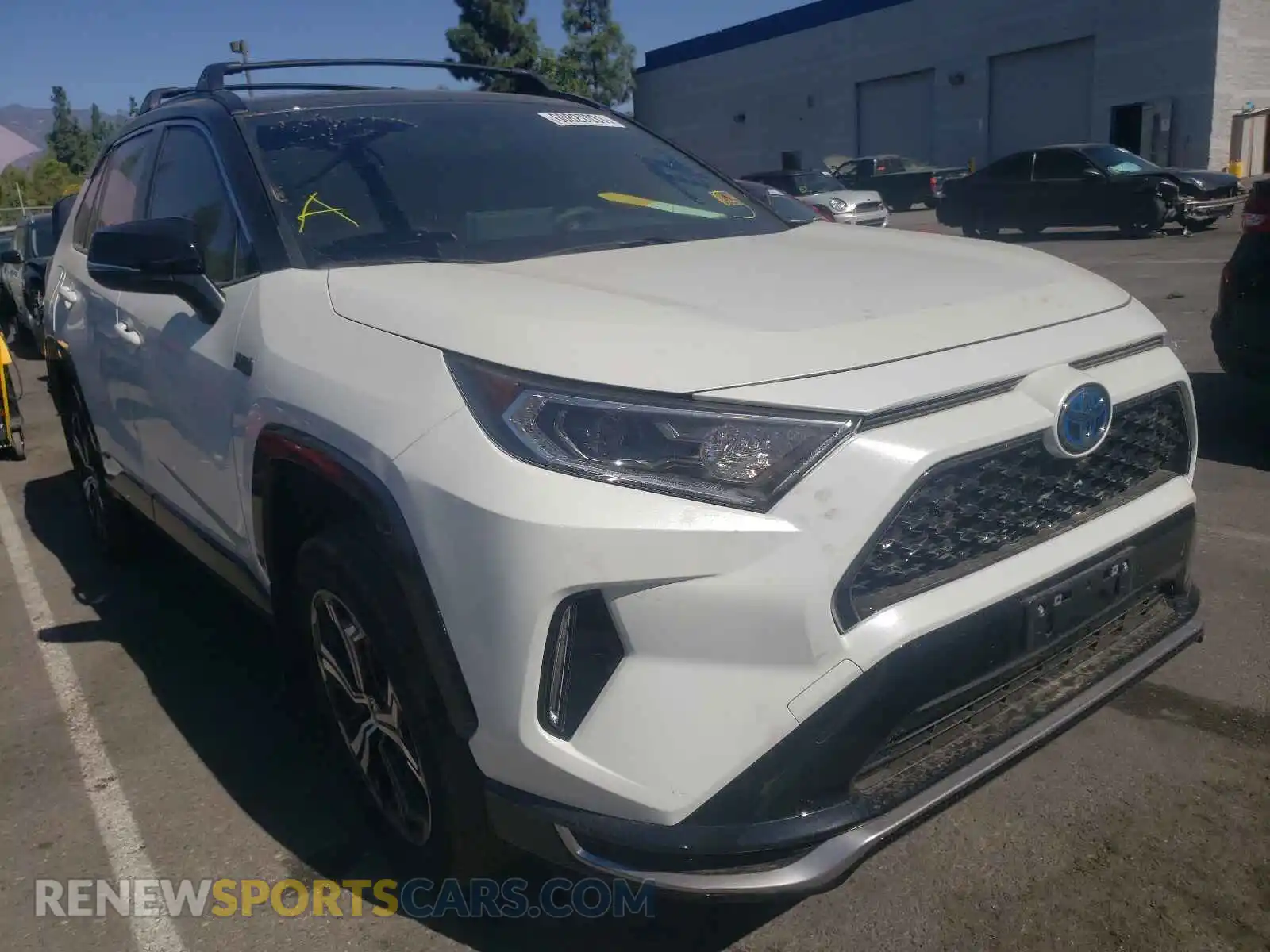 1 Photograph of a damaged car JTMEB3FV0MD051033 TOYOTA RAV4 2021
