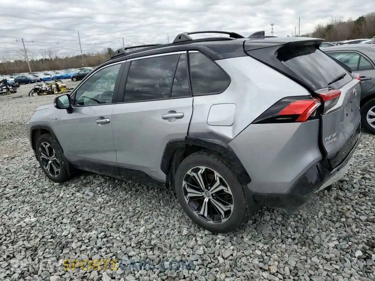 2 Photograph of a damaged car JTMFB3FV3MD074472 TOYOTA RAV4 2021