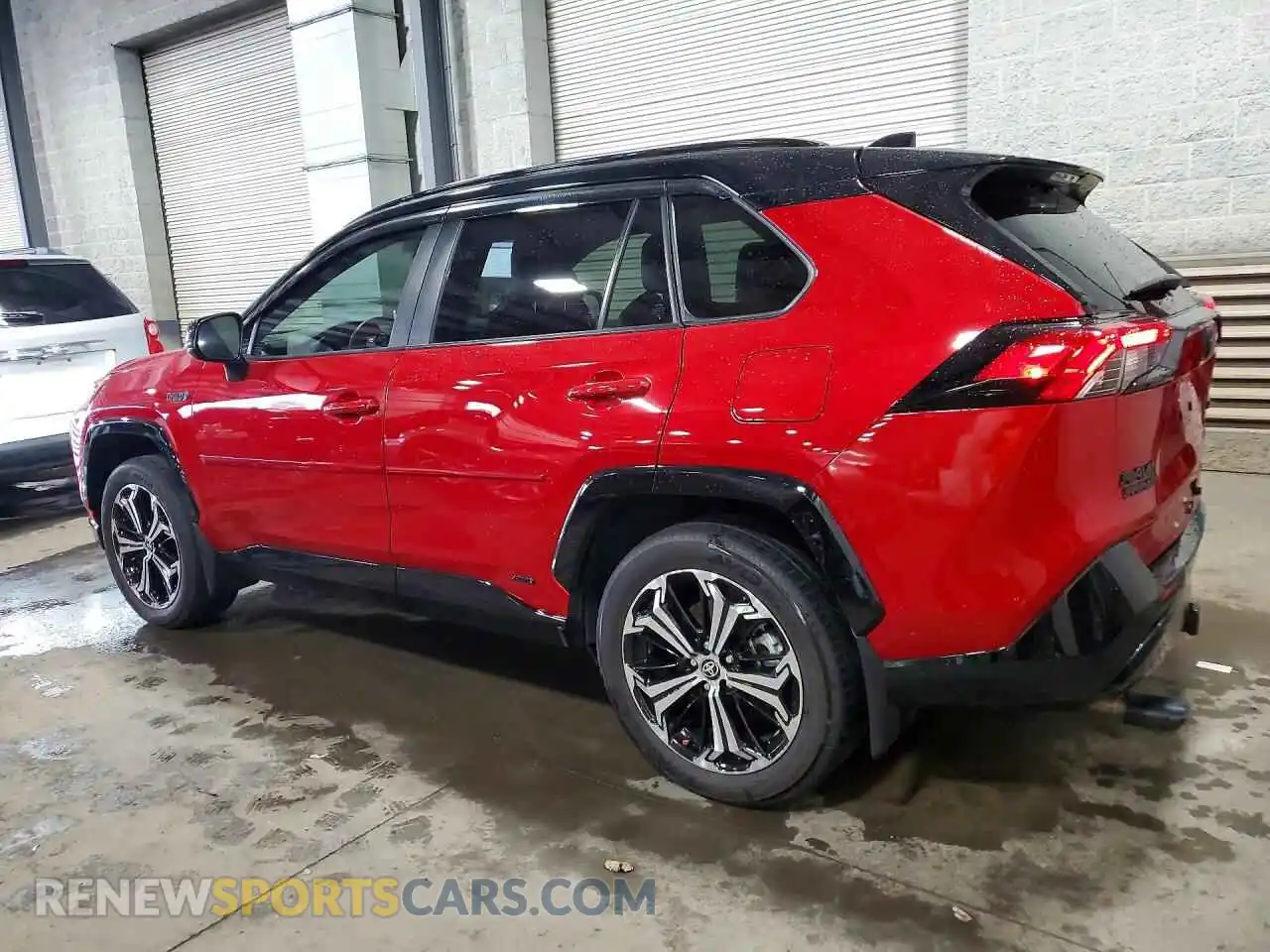 2 fotografías del automóvil dañado JTMFB3FV8MD034582 TOYOTA RAV4 2021