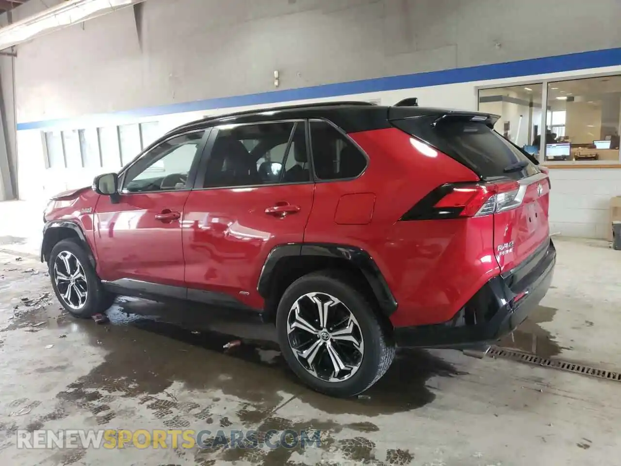 2 Photograph of a damaged car JTMFB3FV9MD061984 TOYOTA RAV4 2021