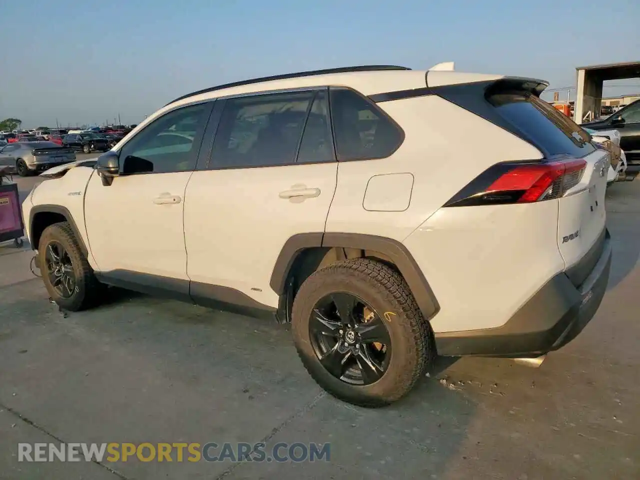 2 Photograph of a damaged car JTMLWRFV5MD131118 TOYOTA RAV4 2021