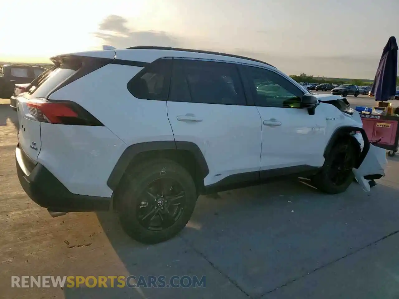 3 Photograph of a damaged car JTMLWRFV5MD131118 TOYOTA RAV4 2021