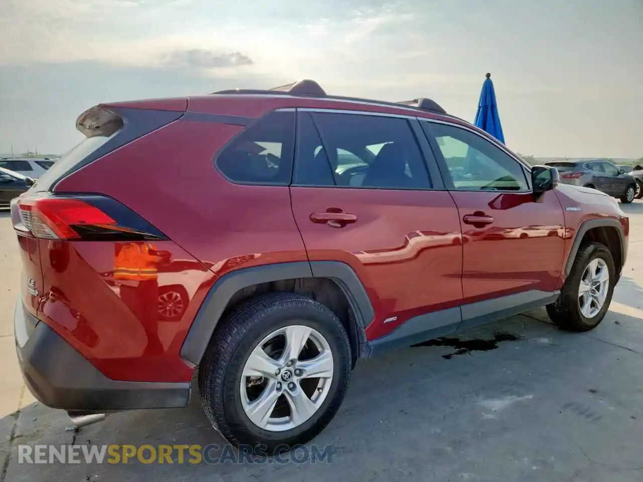 3 Photograph of a damaged car JTMLWRFV8MD120078 TOYOTA RAV4 2021