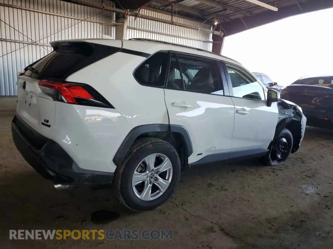 3 fotografías del automóvil dañado JTMM6RFV4MD015008 TOYOTA RAV4 2021