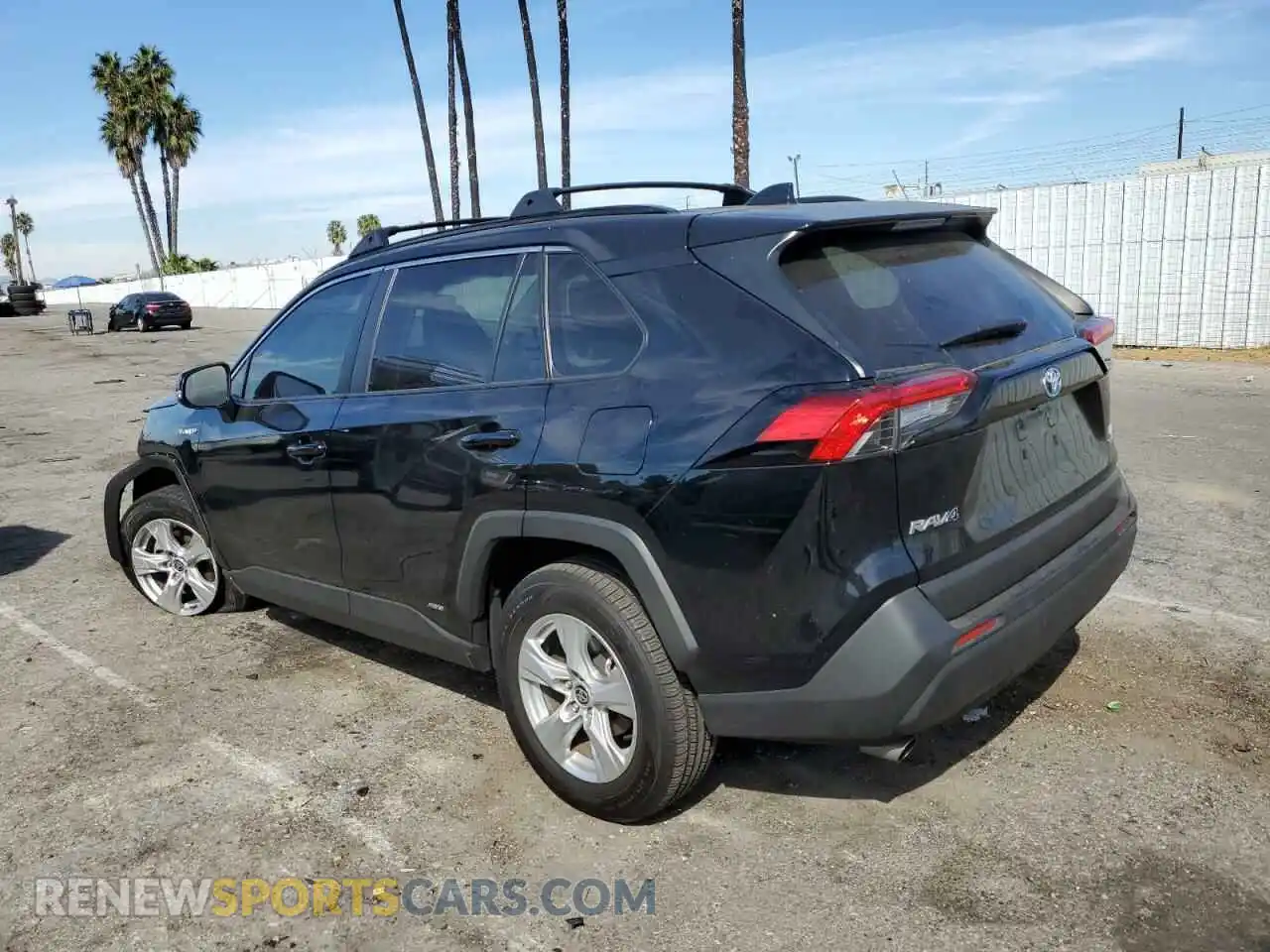2 Photograph of a damaged car JTMM6RFV4MD016093 TOYOTA RAV4 2021