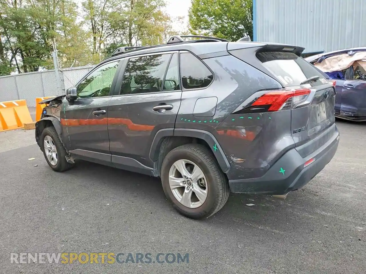 2 Photograph of a damaged car JTMM6RFV8MD019904 TOYOTA RAV4 2021