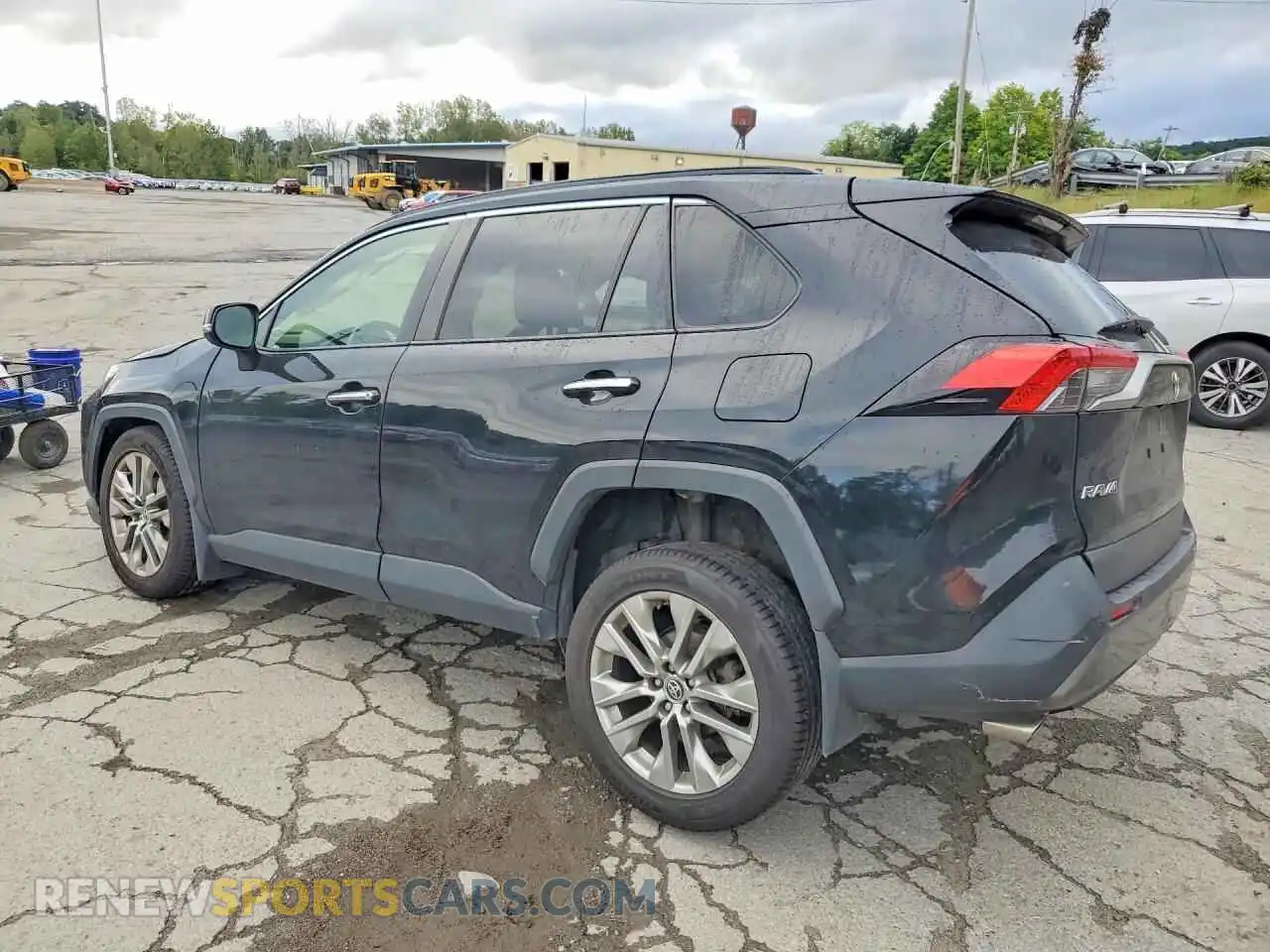 2 Photograph of a damaged car JTMN1RFV1MD070342 TOYOTA RAV4 2021
