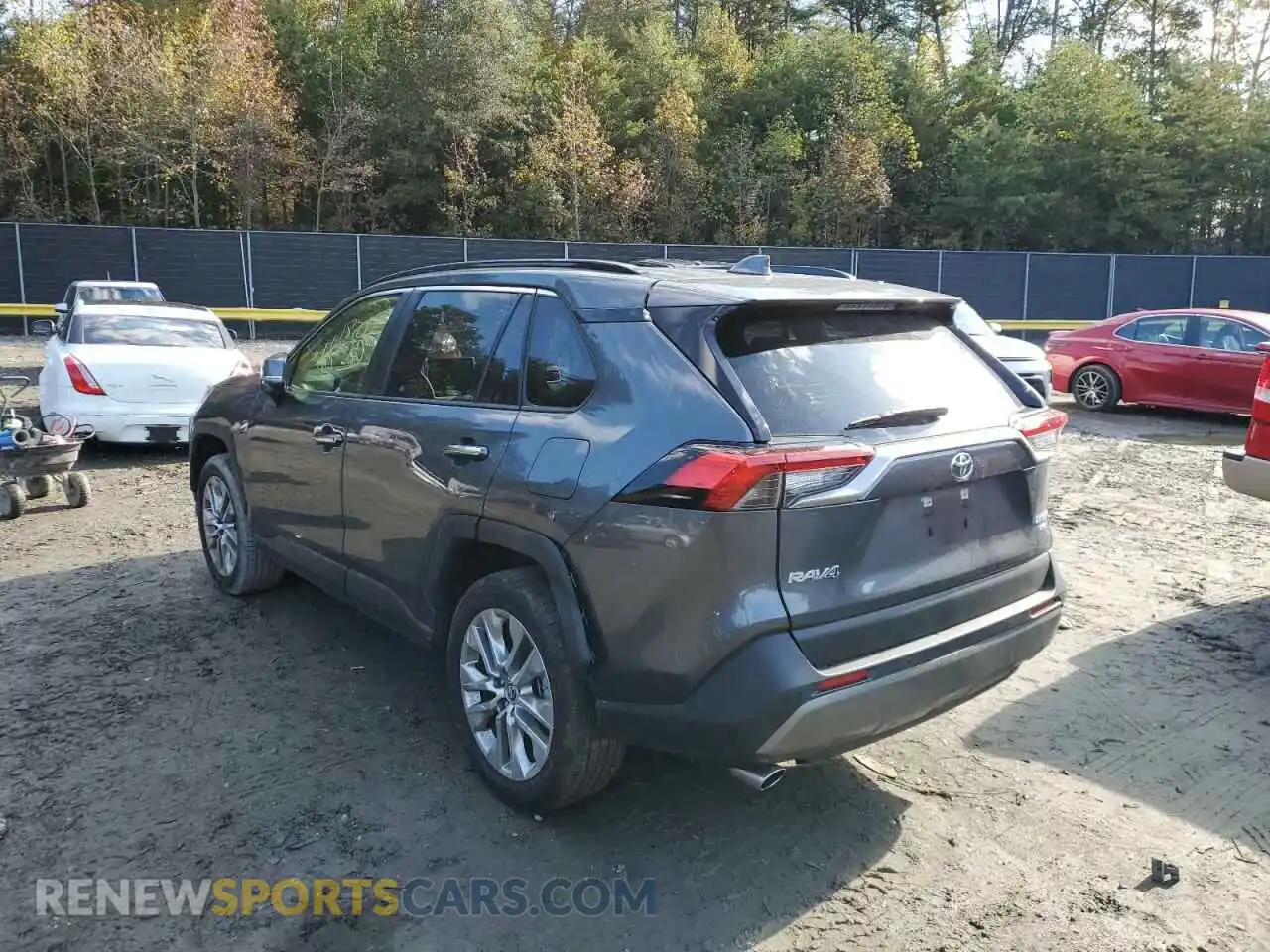 3 Photograph of a damaged car JTMN1RFV2MD531614 TOYOTA RAV4 2021