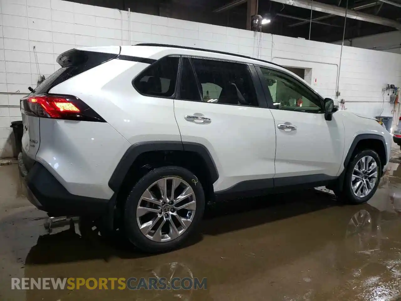 3 Photograph of a damaged car JTMN1RFV3MD078829 TOYOTA RAV4 2021