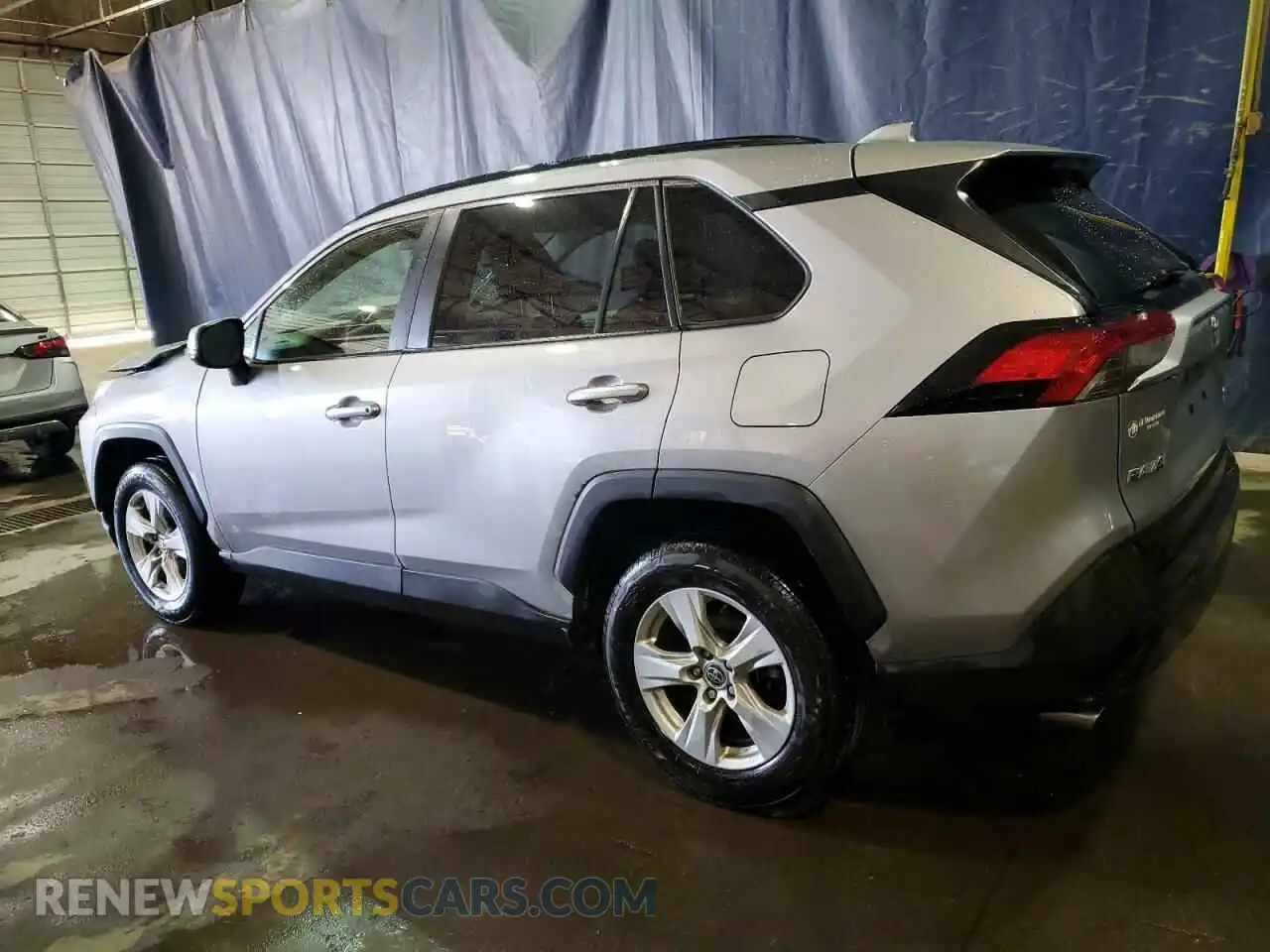 2 Photograph of a damaged car JTMP1RFV8MD079743 TOYOTA RAV4 2021