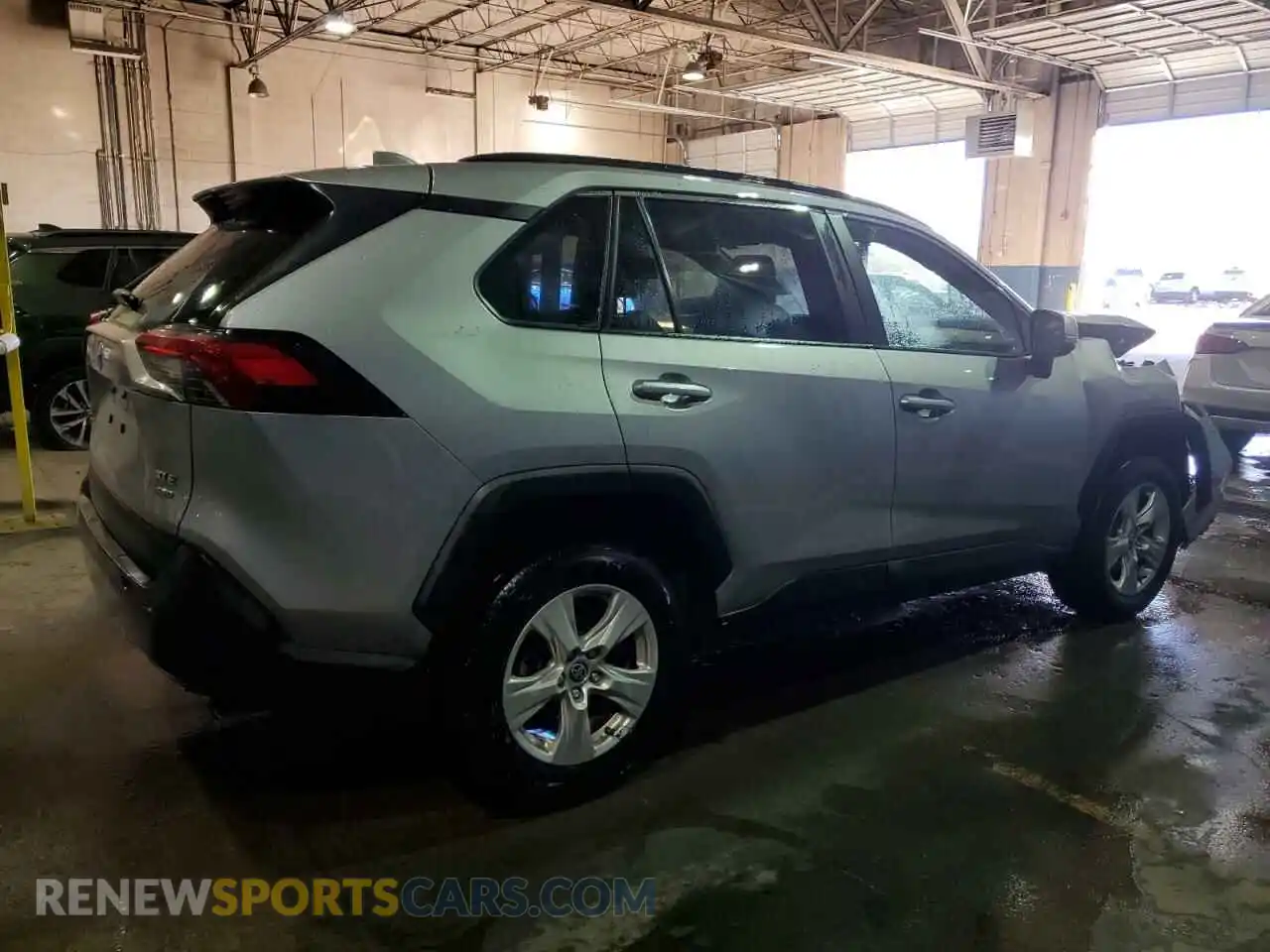 3 Photograph of a damaged car JTMP1RFV8MD079743 TOYOTA RAV4 2021