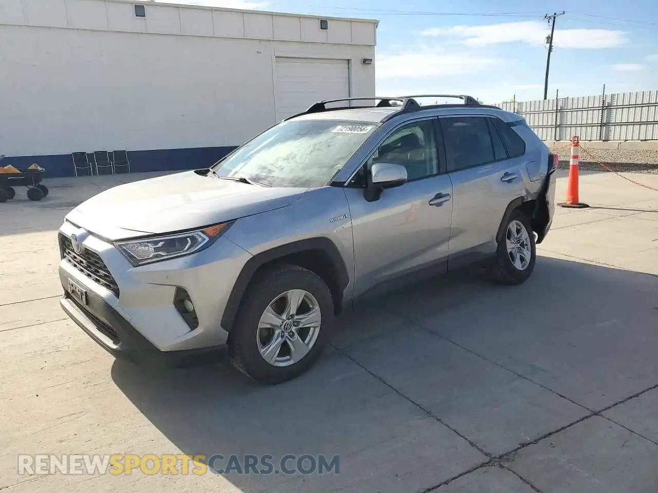 1 Photograph of a damaged car JTMR6RFV0MD508187 TOYOTA RAV4 2021