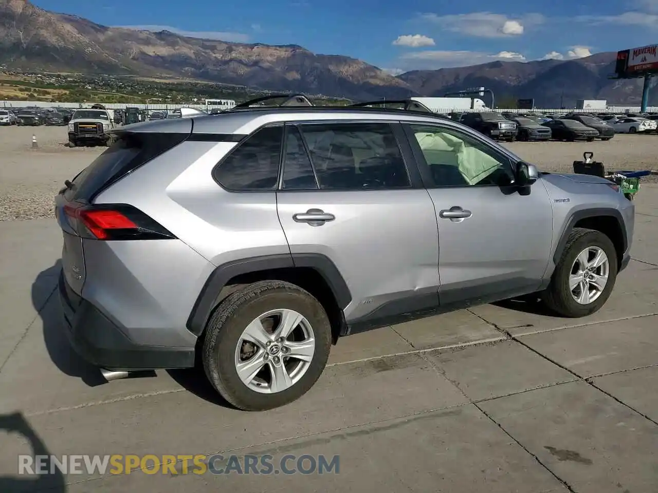 3 Photograph of a damaged car JTMR6RFV0MD508187 TOYOTA RAV4 2021