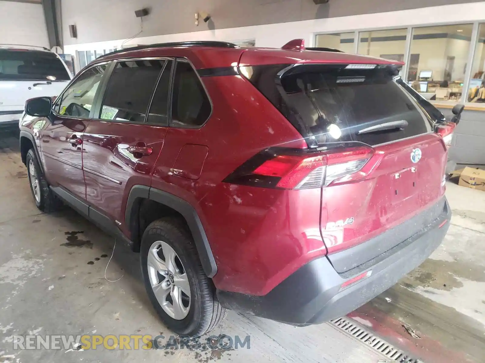 3 Photograph of a damaged car JTMR6RFV4MD009909 TOYOTA RAV4 2021