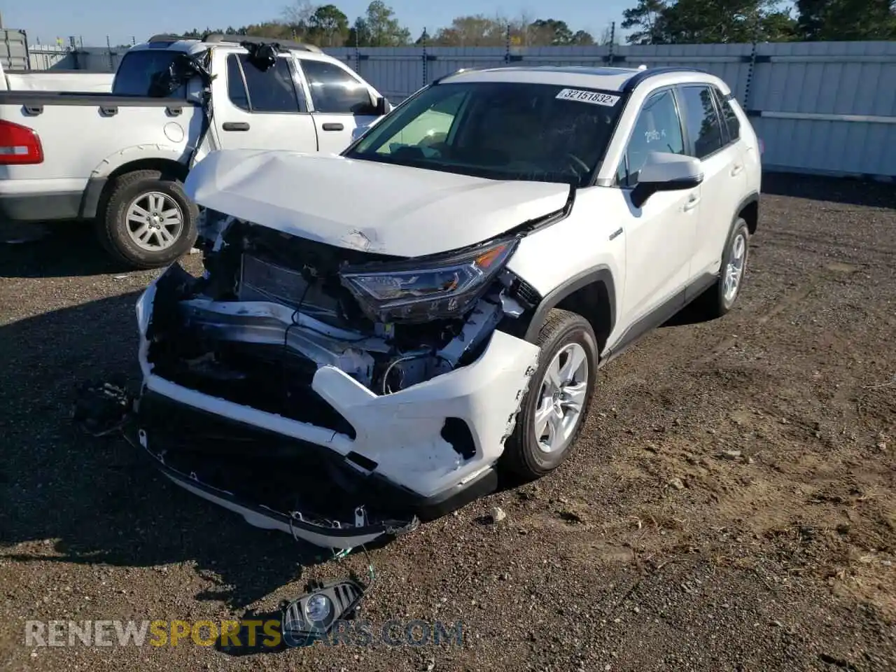 2 Photograph of a damaged car JTMR6RFV4MD014981 TOYOTA RAV4 2021