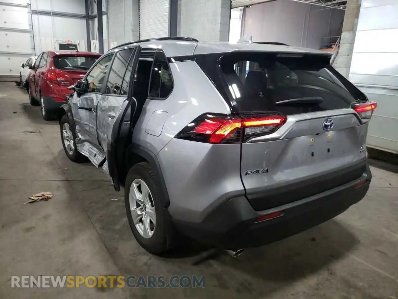 3 Photograph of a damaged car JTMRWRFV4MD120685 TOYOTA RAV4 2021