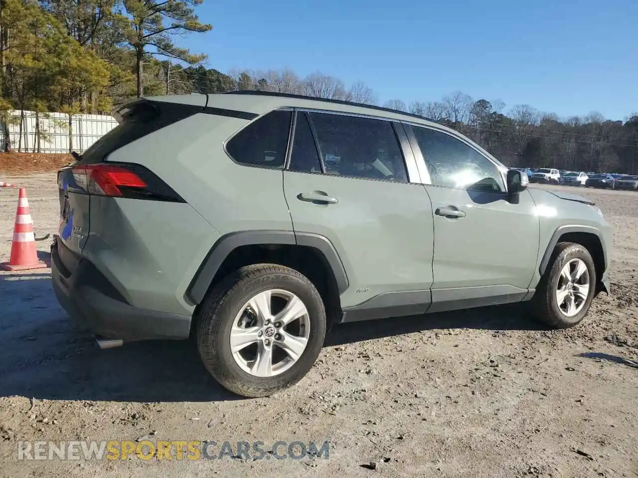 3 Photograph of a damaged car JTMRWRFV5MD129718 TOYOTA RAV4 2021