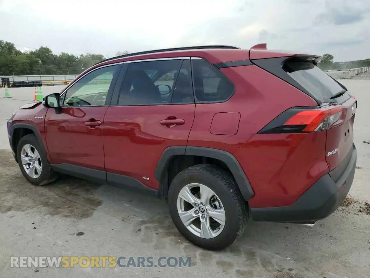 2 fotografías del automóvil dañado JTMRWRFVXMD100540 TOYOTA RAV4 2021