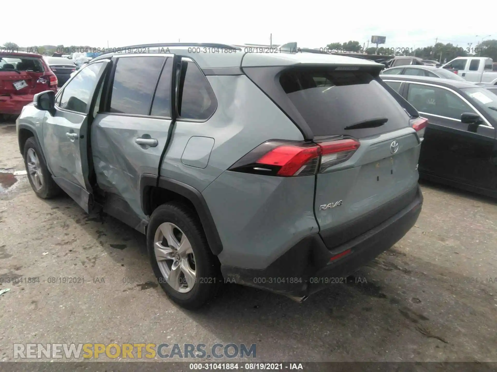 3 fotografías del automóvil dañado JTMW1RFV9MD073140 TOYOTA RAV4 2021