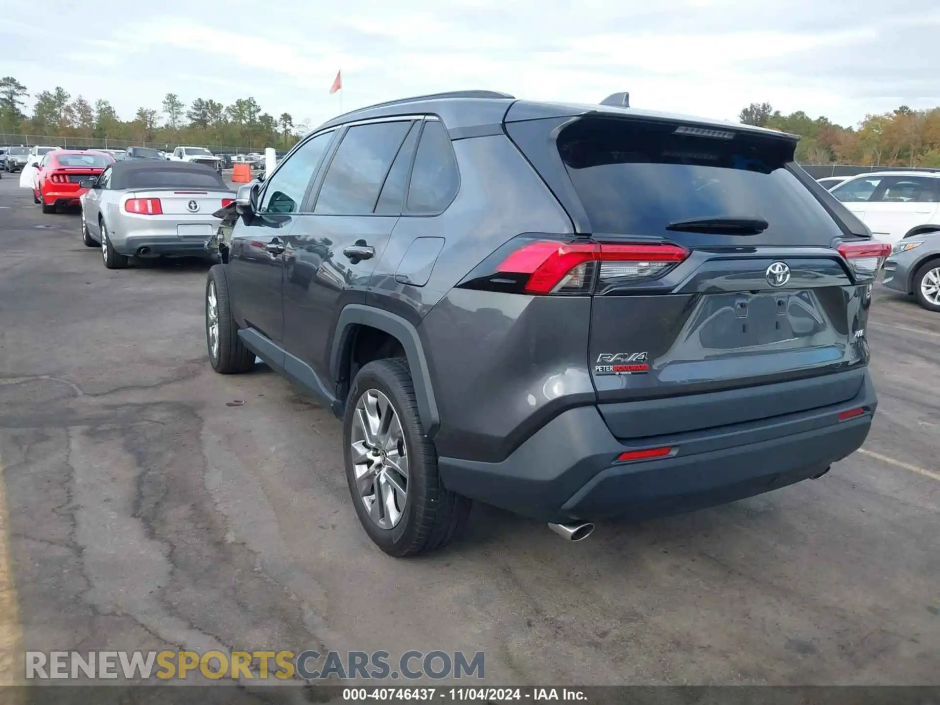 3 fotografías del automóvil dañado 2T3C1RFV3NC209450 TOYOTA RAV4 2022