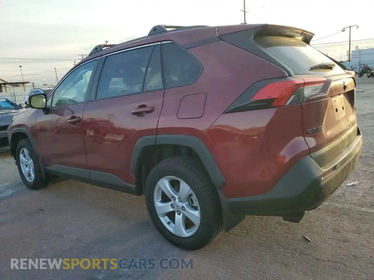 2 Photograph of a damaged car 2T3C1RFV7NW213905 TOYOTA RAV4 2022