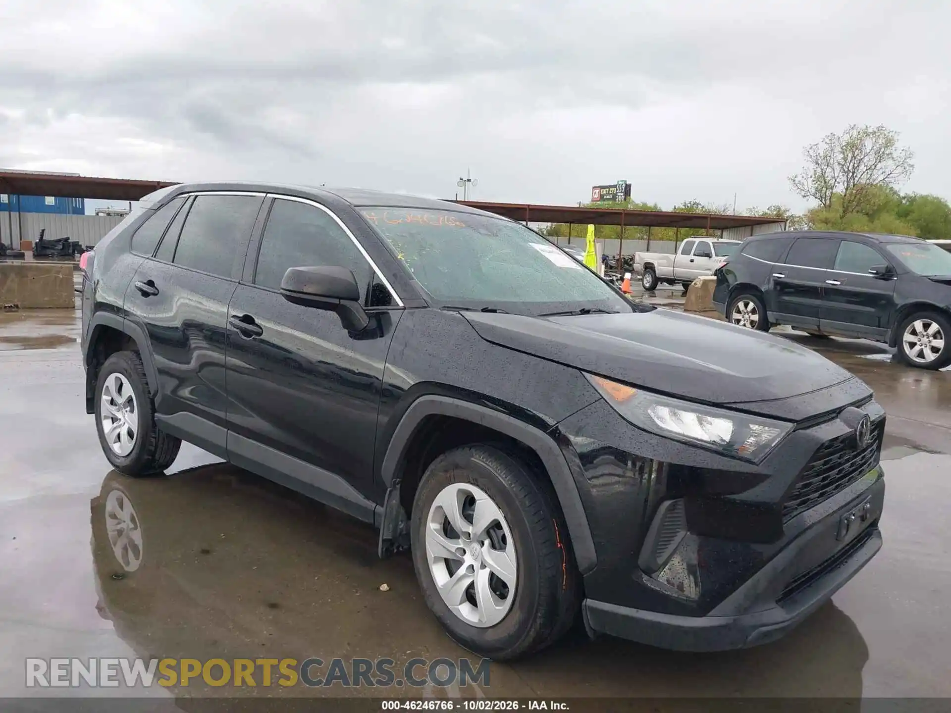 1 Photograph of a damaged car 2T3F1RFV3NW323041 TOYOTA RAV4 2022
